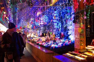 Vacances de Noël : votre hôtel à Montparnasse pour passer les fêtes en famille